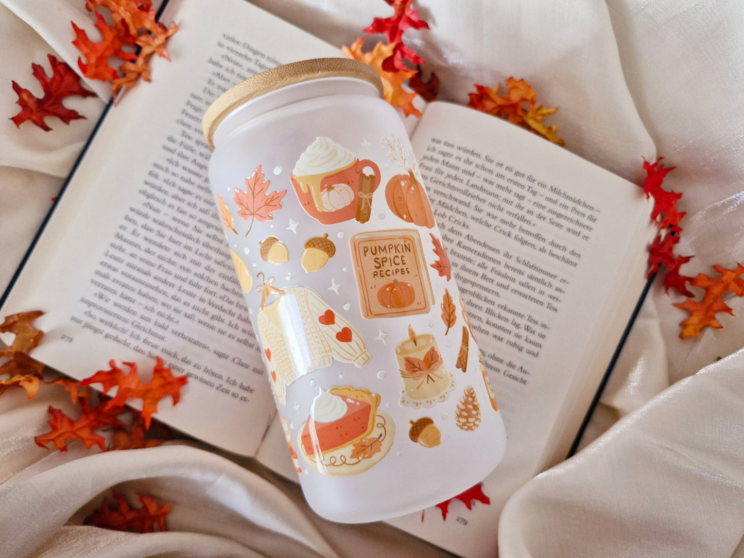 Trinkgefäß für Buchliebhaber | Bookish Trinkglas | Autumn Glass Tumbler | Herbstglas | Pumpkin Spice