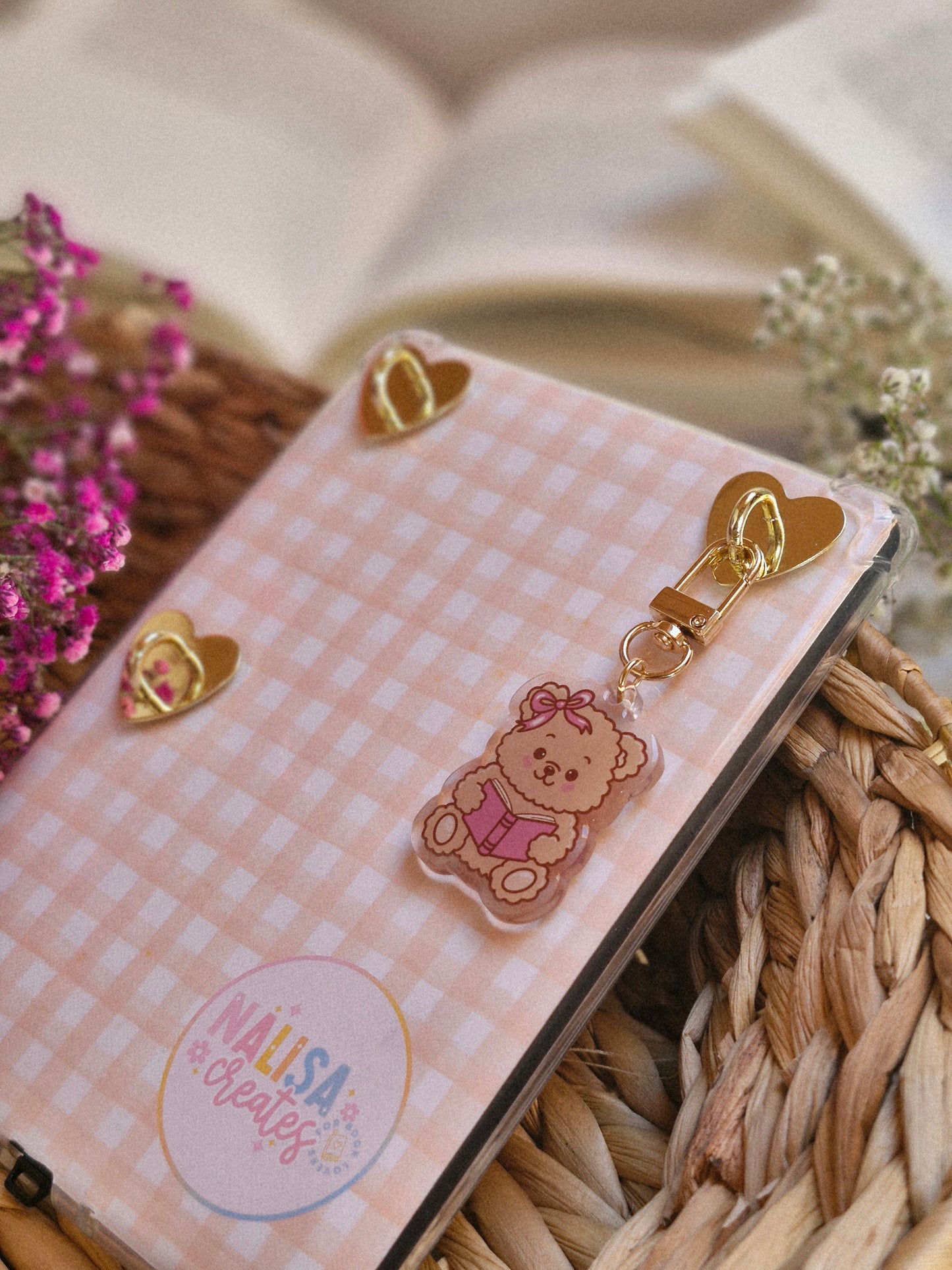Beary Bookish Clip Charm mit Herz-Befestigung | E-Reader Zubehör