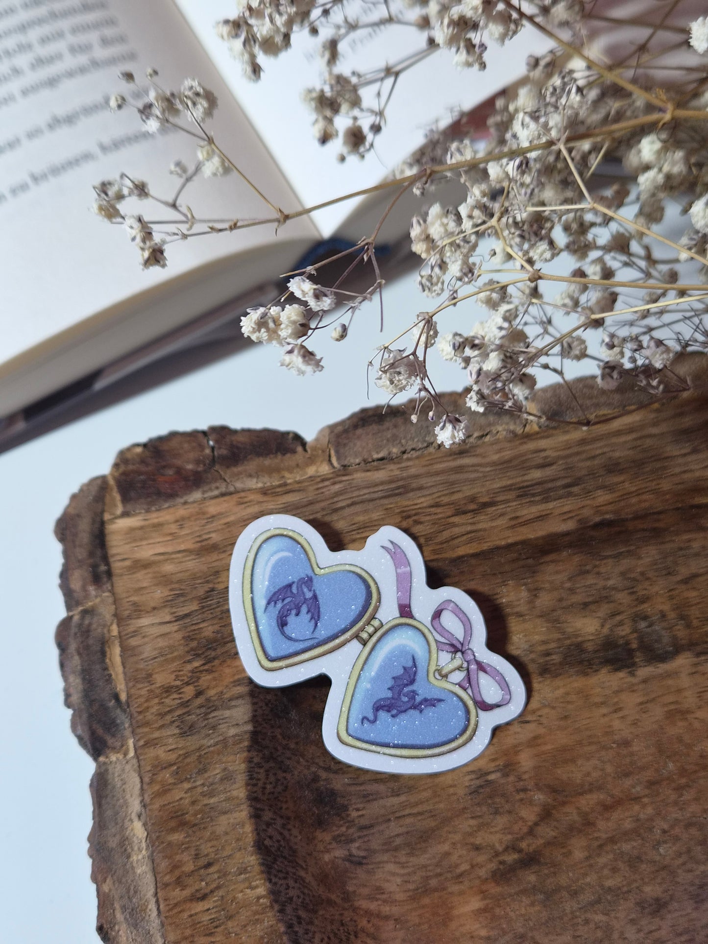 Dragon Lover Heart Pendant | Vinyl Sticker mit Glitzereffekt  | Stickers for book journal, notebook, e-reader and laptop