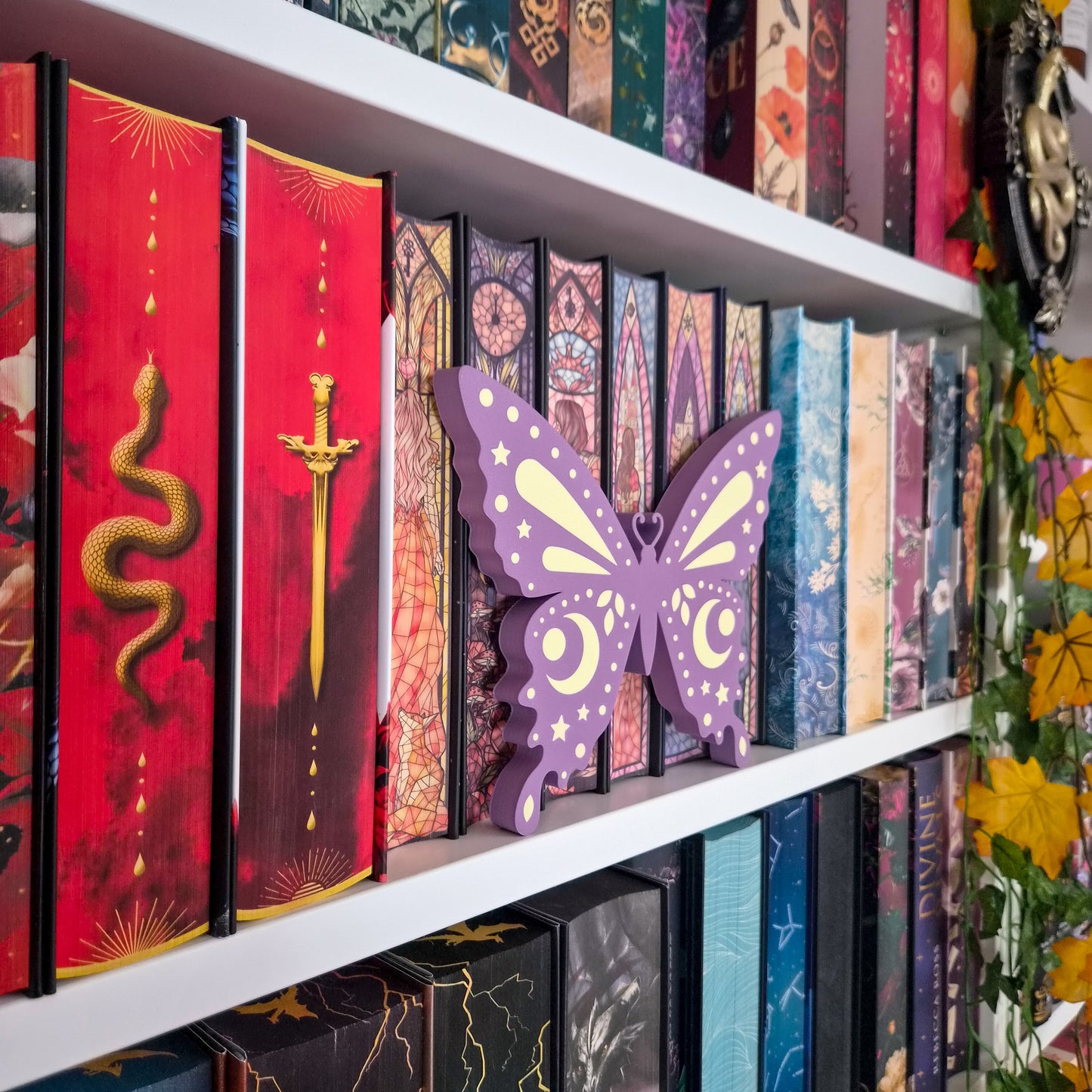 Celestial Butterfly 'Aurelia' | Aufsteller Bücherregal | 3D-Druck