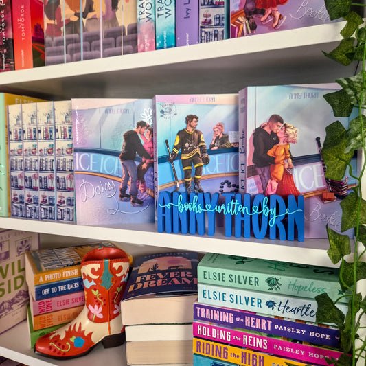 Books written by Anny Thorn – Schriftzug | Ice Hockey Romance | Deko fürs Bücherregal | 3D-Druck